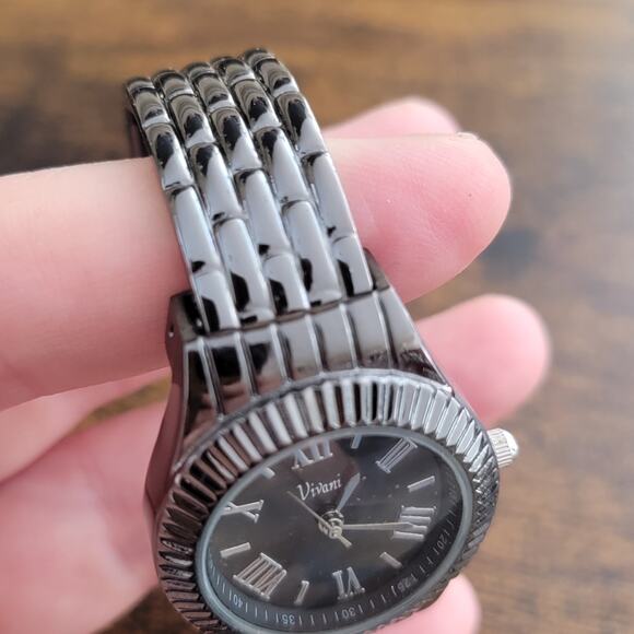 Vintage Watches Vivani Black Dial Roman Numeral Quartz Ladies Watch Japan Movt - Picture 10 of 10